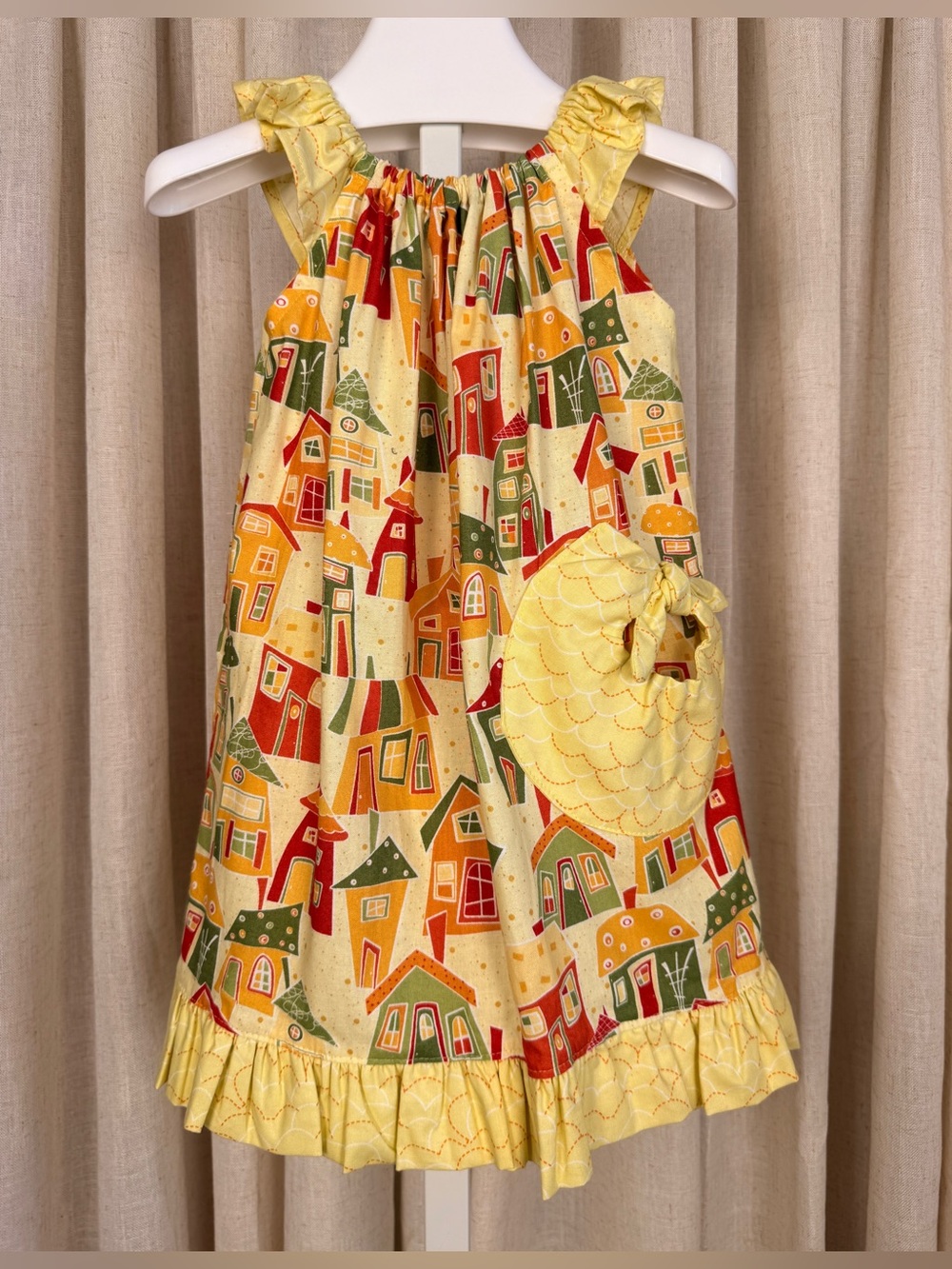 Girls Buttery Yellow *HOUSES PRINT* Ruffle Dress with Peasant Pocket 4T NWT
